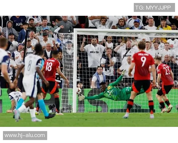 欧联杯惊天冷门热刺3-0击败利物浦全场沸腾绝杀瞬间回顾