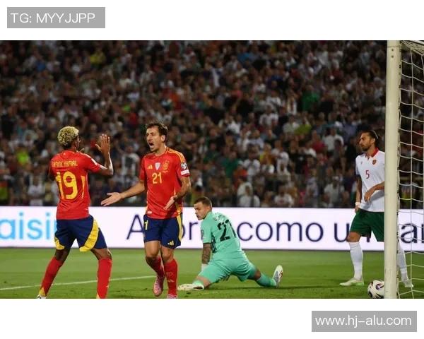 国王杯激战阿森纳与里昂鏖战至平局精彩瞬间引爆全场热情 国王杯激战阿森纳与里昂鏖战至平局精彩瞬间引爆全场热情