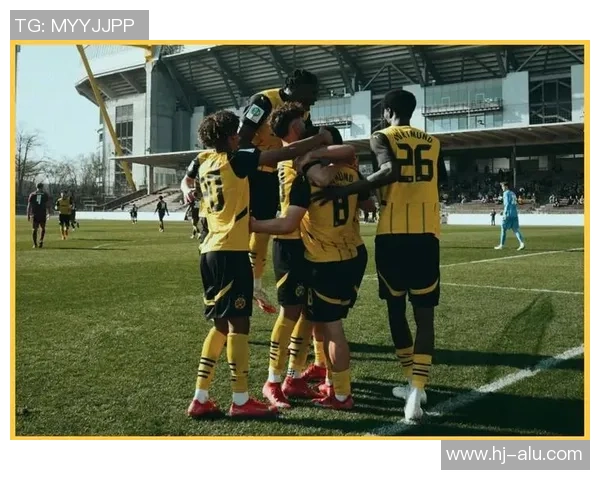 友谊赛精彩纷呈利物浦与莱比锡战成平局帽子戏法引发热烈反响